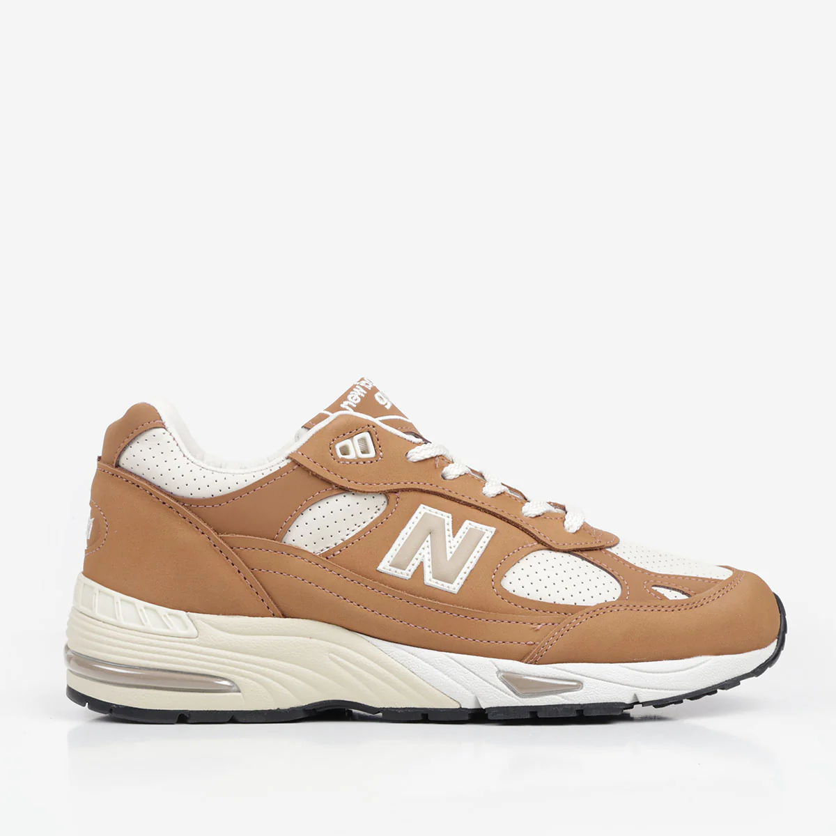 New Balance 991 Trainers